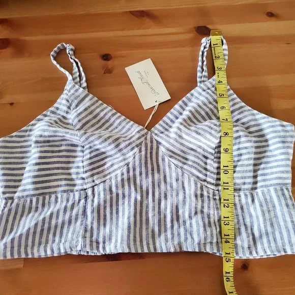 Universal Thread - Women's Slim Fit Linen Crop Top Linen Tank Top - Size L Blue - Picture 6 of 9